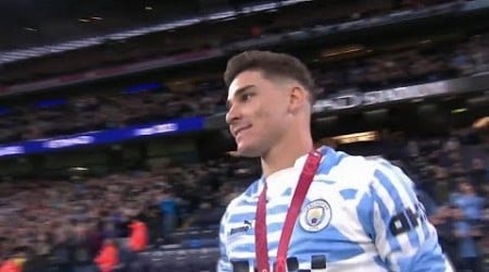 Manchester City&#39;s tribute to Julian Alvarez