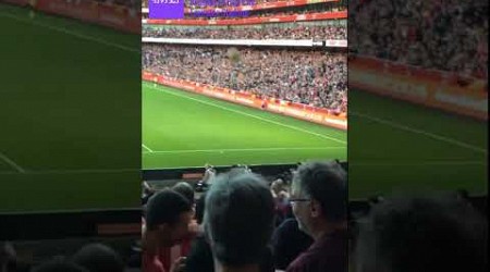 【Arsenal vs Hull City】キーラン・ギブスのシュートが飛んできた！⚽️