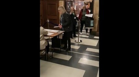 The ballot boxes arriving at the Guildhall in Hull #Shorts️ #LocalElections2023