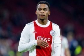 Ajax set asking price for Man Utd and Liverpool target