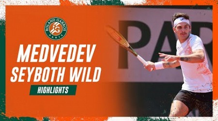 Daniil Medvedev vs Thiago Seyboth Wild - Round 1 Highlights I Roland-Garros 2023