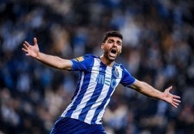 Man Utd planning shock move for Porto striker?