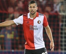 Newcastle to make move for Feyenoord defender Hancko