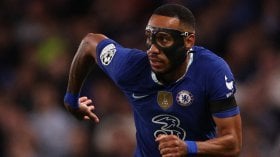 Chelsea striker makes permanent switch to France