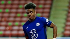 Young left-back determined to stay at Chelsea 