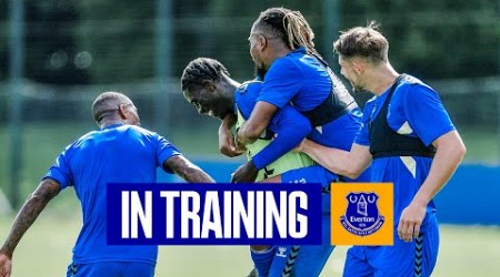 SHOOTING AND MINI GAME! | EVERTON IN TRAINING