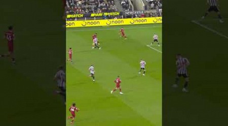 INCREDIBLE Liverpool team goal vs Newcastle