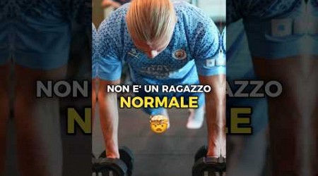 Non è un ragazzo NORMALE