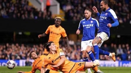 Hull City fark yedi. Erol Bulut üzüldü. Ipswich Town-Hull City. Middlesbrough-Cardiff City