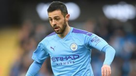 Gary Neville praises Man City star after derby victory