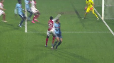 L&#39;arrêt réflexe magnifique d&#39;Arthur Desmas !