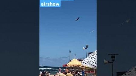 F-35 LIGHTNING releasing flares at Newcastle airshow