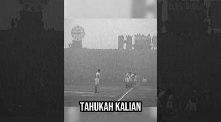 dedikasi di laga Chelsea vs Charlton 1937