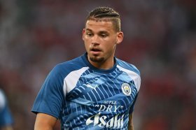 Barcelona enter race for Kalvin Phillips