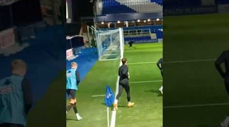 HULL CITY PLAYERS TAKE TO THE PITCH TO WARM UP V BIRMINGHAM CITY F.A. CUP REPLAY