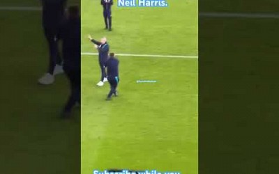 Millwall Fans Chant Super Super Neil Super Neil Harris. #millwall #championship #southampton