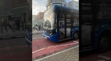 Bluestar 2748 on the 13 #2024 #bluestarbus #ukbuses #bus #shorts #hampshire #southampton