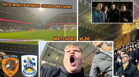 94TH MINUTE WINNER,PITCH INVADERS AND PYRO PARTY! Hull City 2-1 Huddersfield Town Matchday Vlog