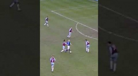 MAD DOG GRAVESEN ON THE RUN V VILLA! #onthisday #everton #astonvilla #premierleague #football