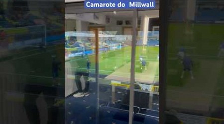 Vejam o camarote do clube inglês Millwall #millwallfc #soccer #futebol #futebolinternacional