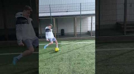 Passing drills with Millwall u10 player #bigups #football #brazilian #soccer