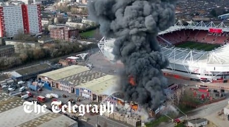 Huge fire breaks out near St Mary&#39;s stadium in Southampton