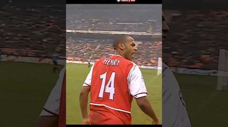 Inter Milan vs Arsenal ucl 2003/04 | Thierry Henry over powered 