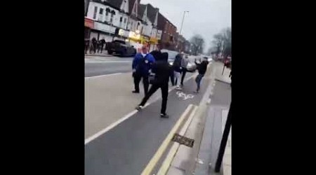 HULL CITY V LEICESTER CITY HOOLIGAN FIGHT