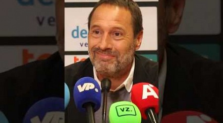 Is Van ’t Schip volgend seizoen nog trainer van Ajax? 