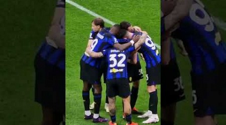 SAN SIRO ESPLODE CON IL GOL DEL GUERRIERO! Darmian segna il vantaggio dell&#39;Inter sul Napoli poi 1-1