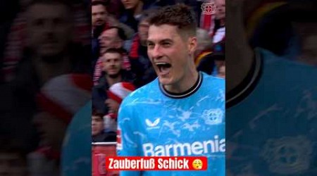 Xabi Ball gegen Freiburg - und dieser Abschluss von Schick 