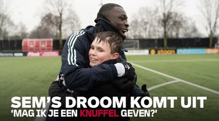 Voetbal geeft ♥️⚽ | Brian Brobbey bezorgt Sem een onvergetelijke ervaring 