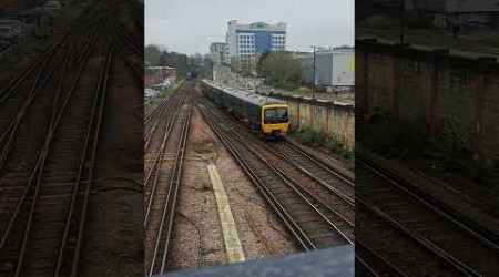 GWR 165103 arriving at Southampton Central 19/3/24