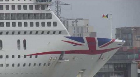 Choppy Waters of P&amp;O Aurora Cruise During Storm Nelson at Southampton 28th March 2024