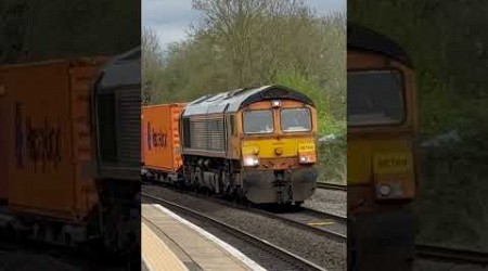 Class 66 764 Southampton freight train #freighttrain #trains #trainspotting #train #britishtrains