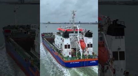 Capturing the arrival of Jan Blanken into the Port of Southampton #ship #boating #shipping