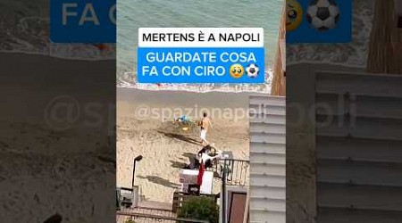 MERTENS e suo figlio CIRO in visita a NAPOLI | Guardate come giocano in spiaggia! 