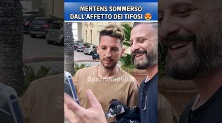 MERTENS tra il calore dei tifosi del NAPOLI! 