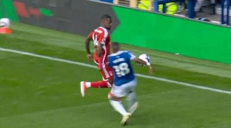 Nottingham Forest was denied a penalty after this Ashley Young Handball Everton vs Nottingham