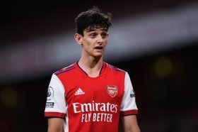 Juventus and Roma to battle for 20yo Arsenal star