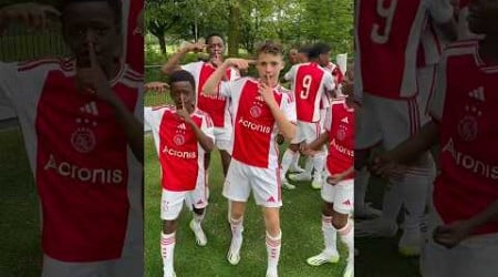 Rate these five goals of Ajax U13 this morning 