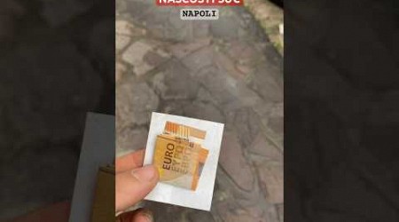 Nascosti 50€ per strada a Napoli