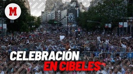 La afición del Real Madrid celebra el título de Laliga en CIBELES, en directo