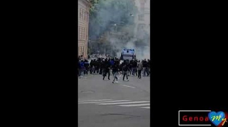 Polizia e tifosi dopo la partita Sampdoria - Reggiana - Scontri nel centro di Genova 5.5.2024