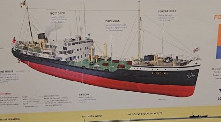 SS Shieldhall last surviving operational steam ship out on of Southampton 04/05/24