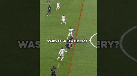 Did Bayern Munich get ROBBED? 