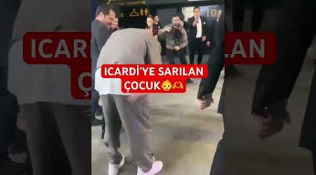 Icardi ve Erden Timur’la salona girerken bir sürprizle karşılaştık #galatasaray #icardi #erdentimur