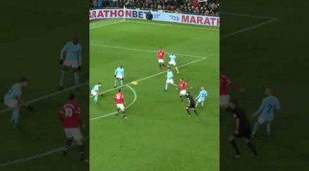 Epic Ederson double save vs Man Utd