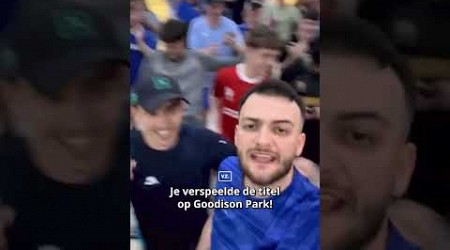 De Everton-fans wrijven het er nog maar even in bij deze Liverpool-supporter 