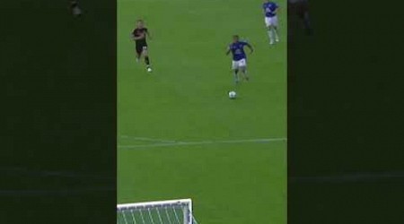 Jermaine Beckford scores INCREDIBLE SOLO GOAL against Chelsea! #everton #premierleague #football